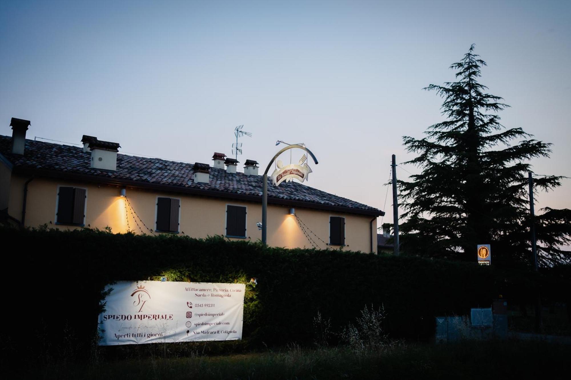 Spiedo Imperiale - Locanda E Ristorante 科蒂尼奥拉 外观 照片